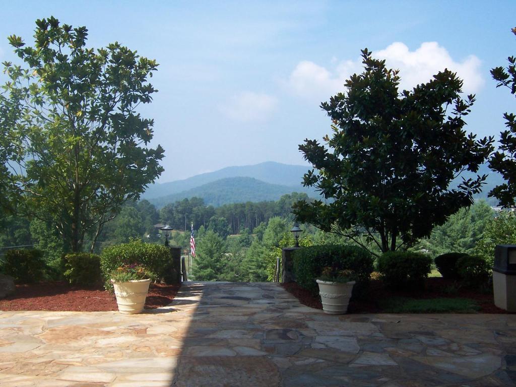 Lake Chatuge Lodge Hiawassee Exterior photo